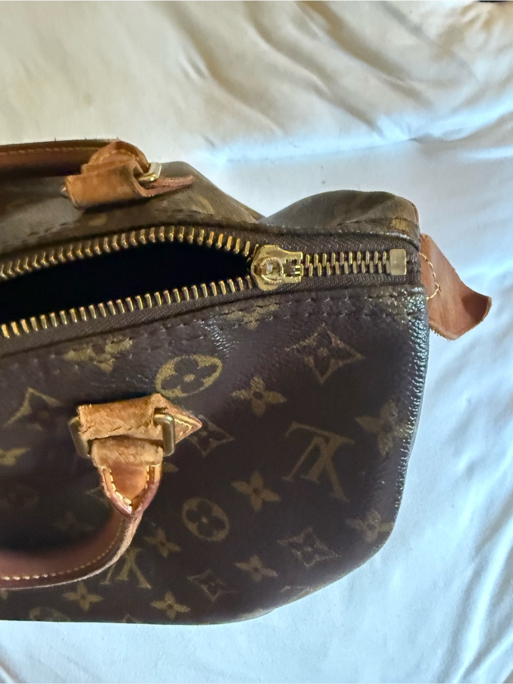 Louis Vuitton Monogram Speedy 30 - Picture 7 of 8